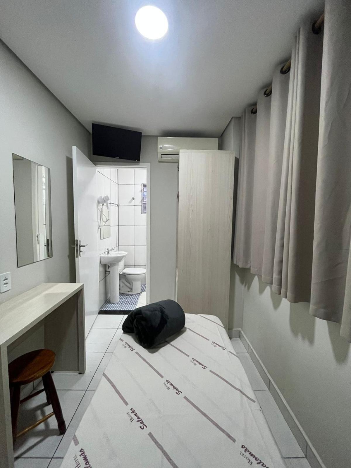 Hotel Salomao - Proximo A 25 De Marco, Bom Retiro, Bras E Rua Santa Efigenia, A 2 Minutos Do Mirante Sampa Sky E Pista De Skate Anhangabau 상파울루 외부 사진