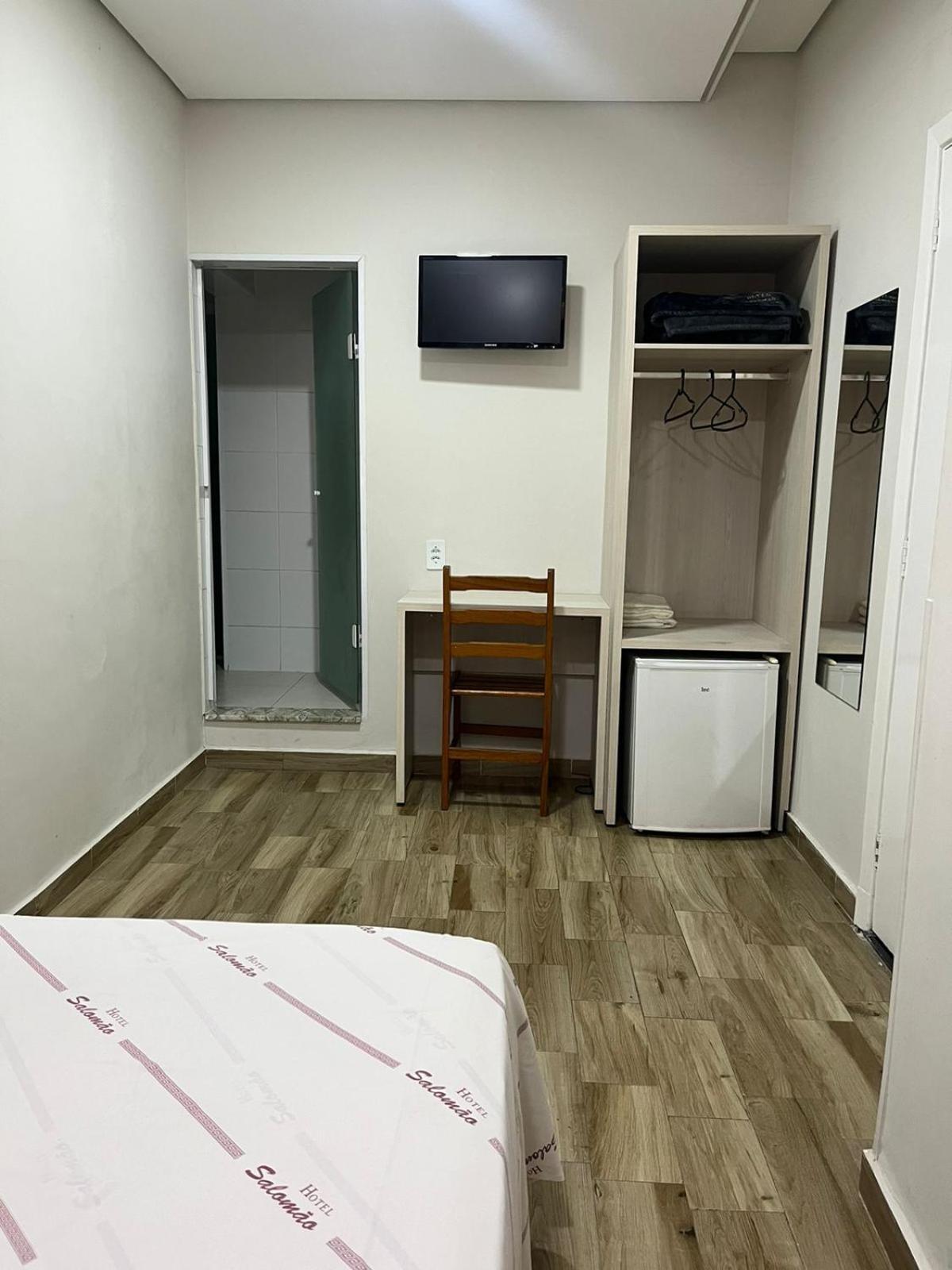 Hotel Salomao - Proximo A 25 De Marco, Bom Retiro, Bras E Rua Santa Efigenia, A 2 Minutos Do Mirante Sampa Sky E Pista De Skate Anhangabau 상파울루 외부 사진