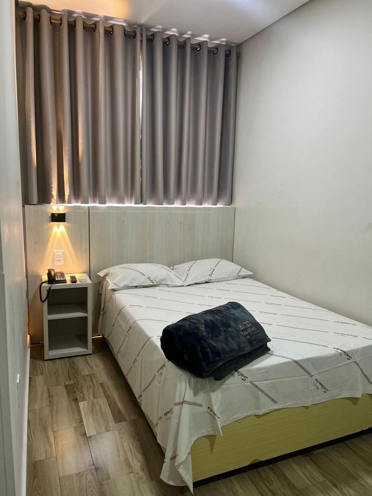 Hotel Salomao - Proximo A 25 De Marco, Bom Retiro, Bras E Rua Santa Efigenia, A 2 Minutos Do Mirante Sampa Sky E Pista De Skate Anhangabau 상파울루 외부 사진
